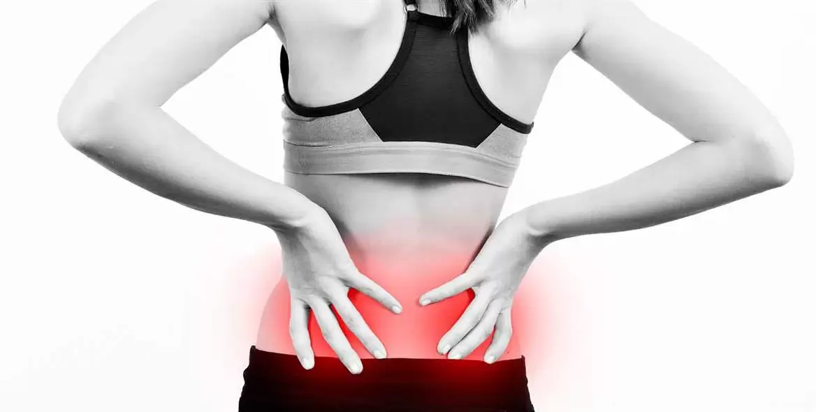 Douleur dans la région lombaire, qui peut être soulagée par des exercices et une posture correcte